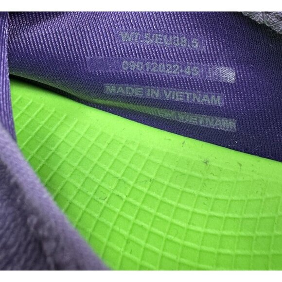 Oofos Oomg eeZee Low Women's Size 7.5 Comfort Slip On Shoes Purple Wash - Picture 7 of 7